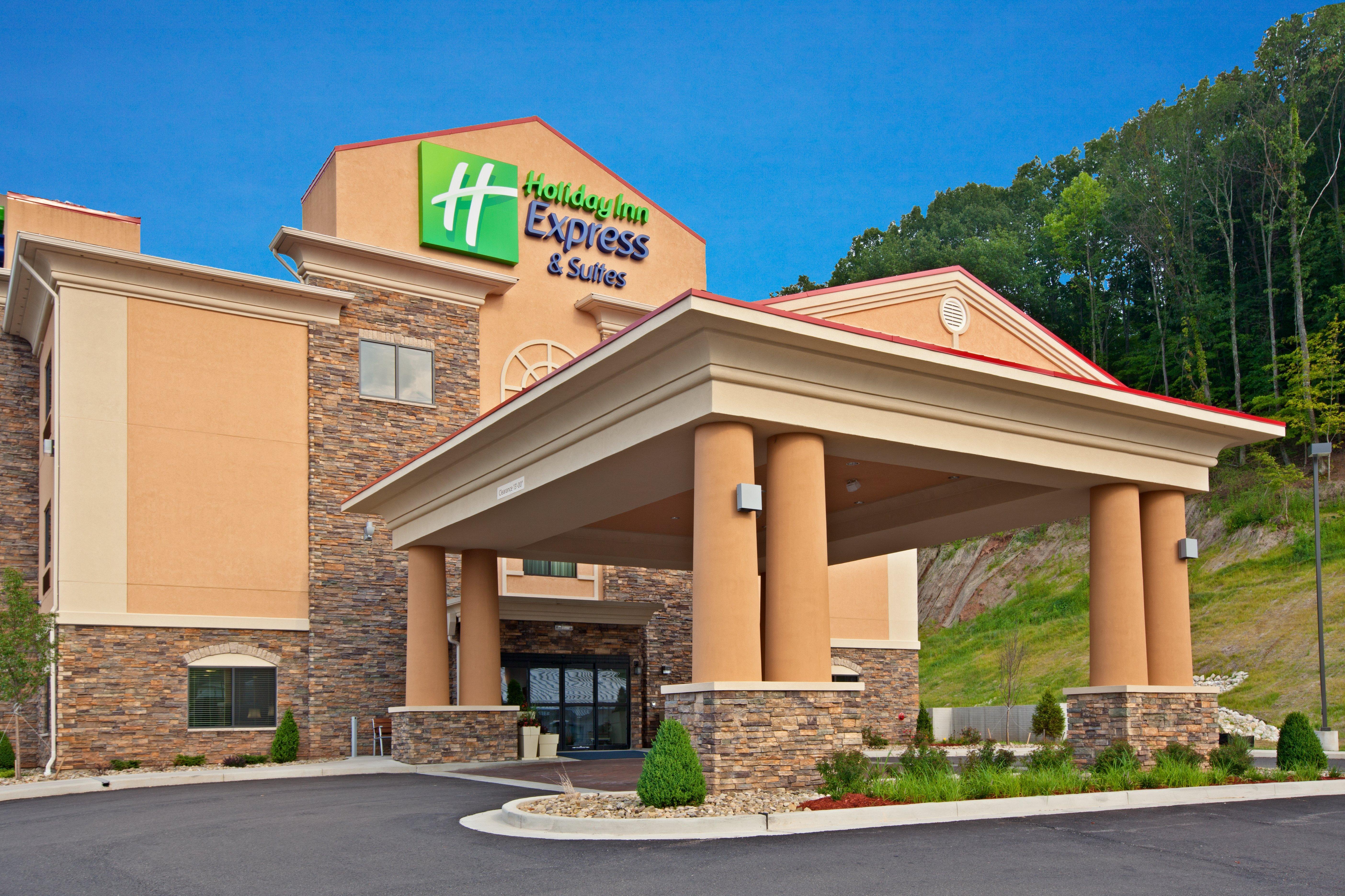 Holiday Inn Express & Suites Ripley By Ihg Exterior foto