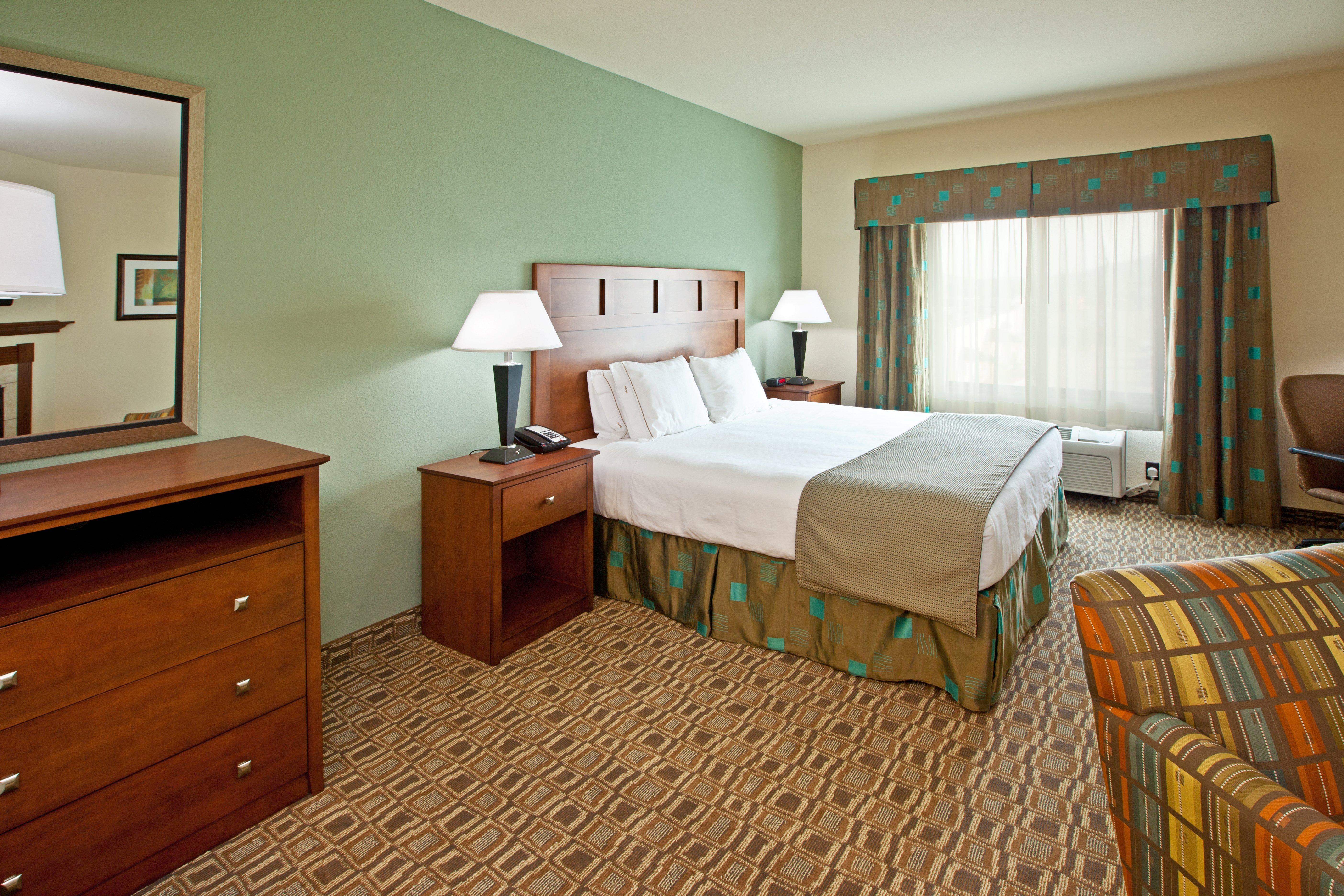 Holiday Inn Express & Suites Ripley By Ihg Quarto foto