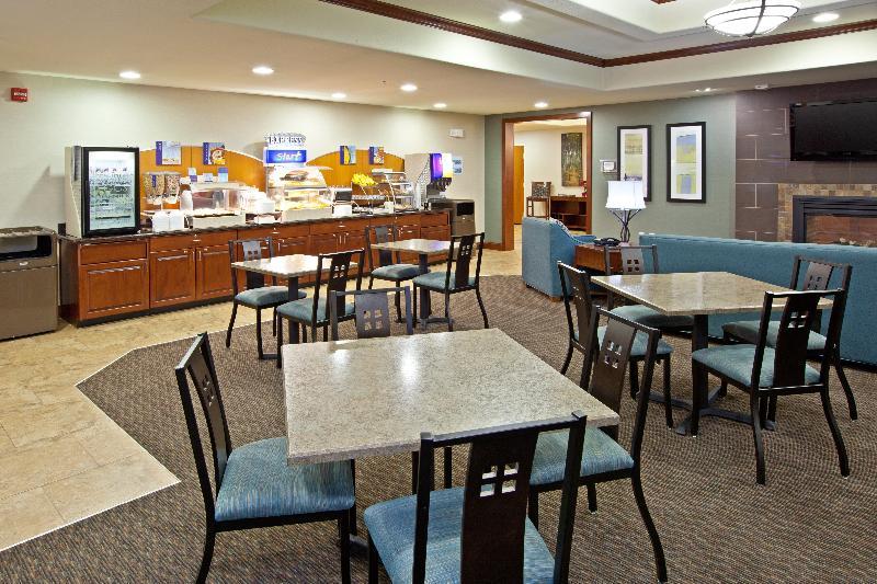 Holiday Inn Express & Suites Ripley By Ihg Exterior foto